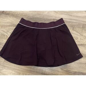 Nike Women's Skirt in Dark Purple